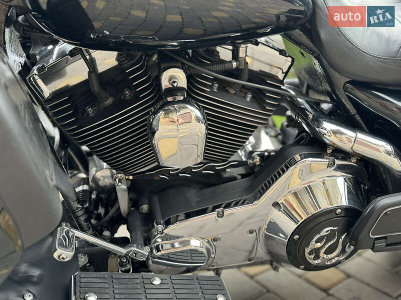 Мотоцикл Круизер Harley-Davidson Electra Glide 2005 в Виннице