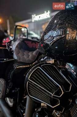 Мотоцикл Круізер Harley-Davidson FLHR 2016 в  фото 8 Мотоцикл Круізер Harley-Davidson FLHR 2016 в
