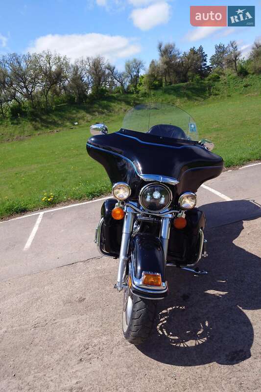 Harley-Davidson FLHTCU Ultra Classic Electra Glide 2006