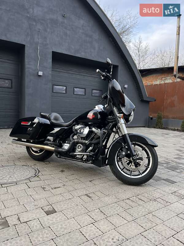 Мотоцикл Чоппер Harley-Davidson FLHTCU Ultra Classic Electra Glide 2017 в Львове