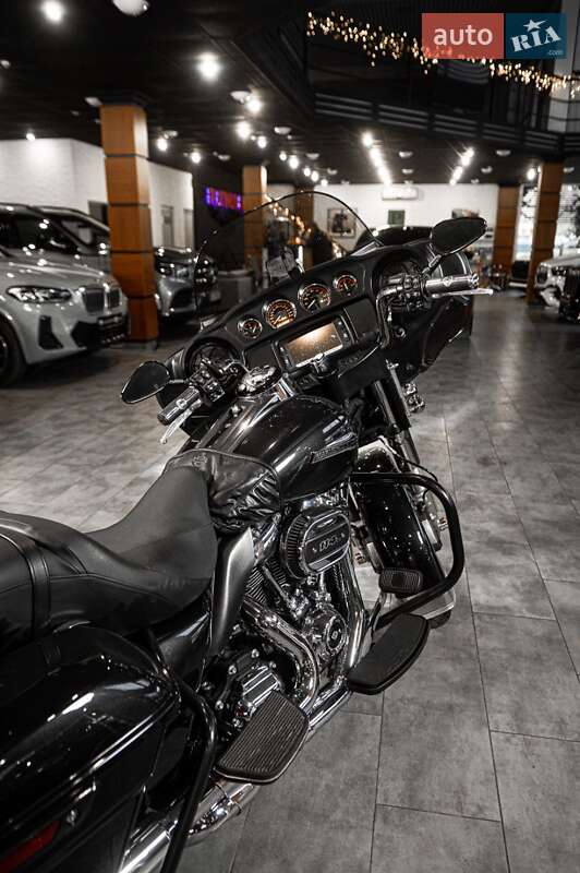 Мотоцикл Кастом Harley-Davidson FLHTCU Ultra Classic Electra Glide 2018 в Одесі