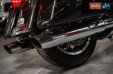 Мотоцикл Кастом Harley-Davidson FLHTCU Ultra Classic Electra Glide 2018 в 