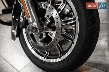 Мотоцикл Кастом Harley-Davidson FLHTCU Ultra Classic Electra Glide 2018 в 