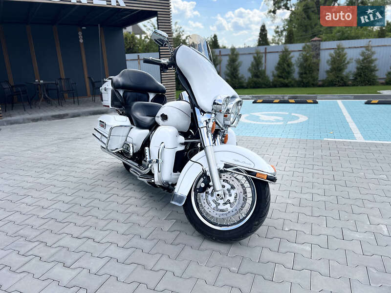 Мотоцикл Круизер Harley-Davidson FLHTCU Ultra Classic Electra Glide 2012 в 