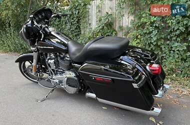 Мотоцикл Туризм Harley-Davidson FLHTCU Ultra Classic Electra Glide 2017 в  фото 6 Мотоцикл Туризм Harley-Davidson FLHTCU Ultra Classic Electra Glide 2017 в