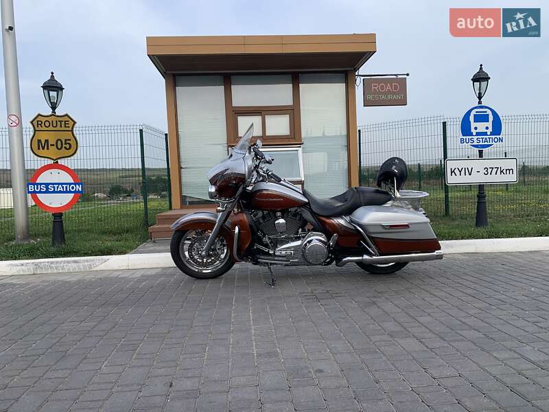Harley-Davidson FLHTK Electra Glide Ultra Limited 2014