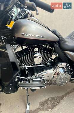Мотоцикл Круізер Harley-Davidson FLHTK Electra Glide Ultra Limited 2016 в 