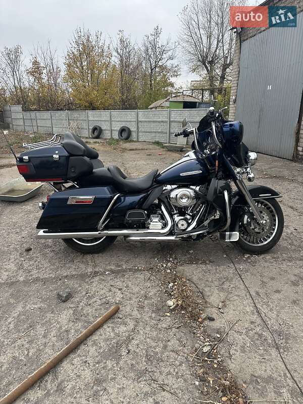 Мотоцикл Чоппер Harley-Davidson FLHTK 2013 в Кривом Роге