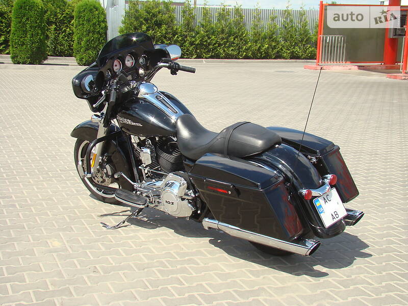 Мотоцикл Круизер Harley-Davidson FLHX Street Glide 2012 в Луцке