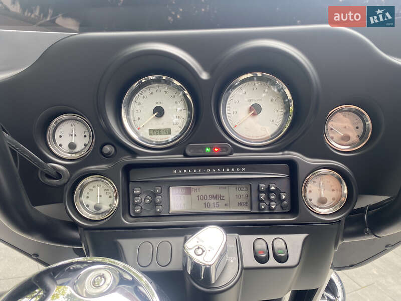 Мотоцикл Круизер Harley-Davidson FLHX Street Glide 2013 в Ивано-Франковске фото 16 Мотоцикл Круизер Harley-Davidson FLHX Street Glide 2013 в Ивано-Франковске