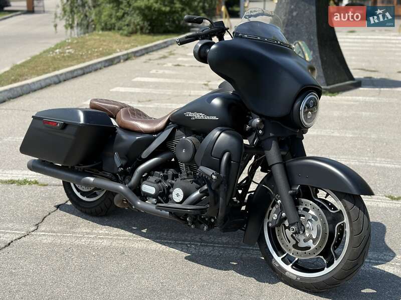 Мотоцикл Круізер Harley-Davidson FLHX Street Glide 2012 в Києві