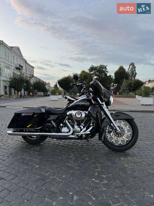 Мотоцикл Круизер Harley-Davidson FLHX Street Glide 2013 в Коломые фото 2 Мотоцикл Круизер Harley-Davidson FLHX Street Glide 2013 в Коломые