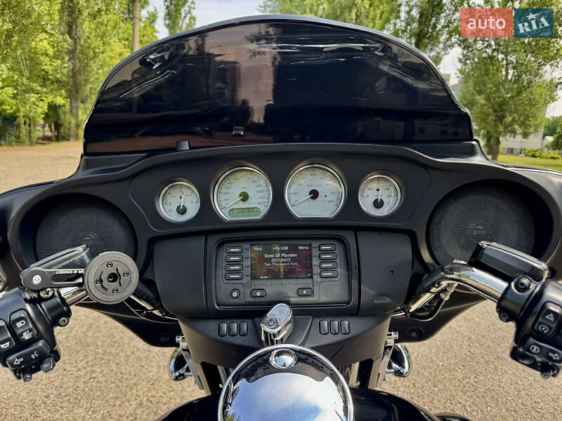 Мотоцикл Чоппер Harley-Davidson FLHX Street Glide 2014 в Кременчуге
