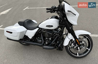 Мотоцикл Круизер Harley-Davidson FLHX 2023 в 