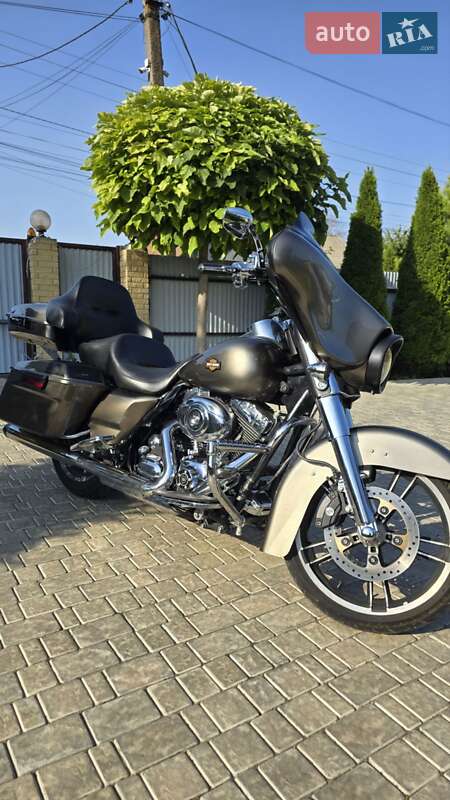 Мотоцикл Круизер Harley-Davidson FLHX 2011 в Одессе фото 10 Мотоцикл Круизер Harley-Davidson FLHX 2011 в Одессе