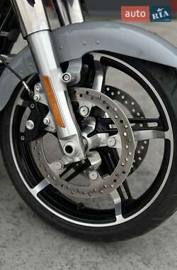 Мотоцикл Туризм Harley-Davidson FLHX 2024 в  фото 13 Мотоцикл Туризм Harley-Davidson FLHX 2024 в