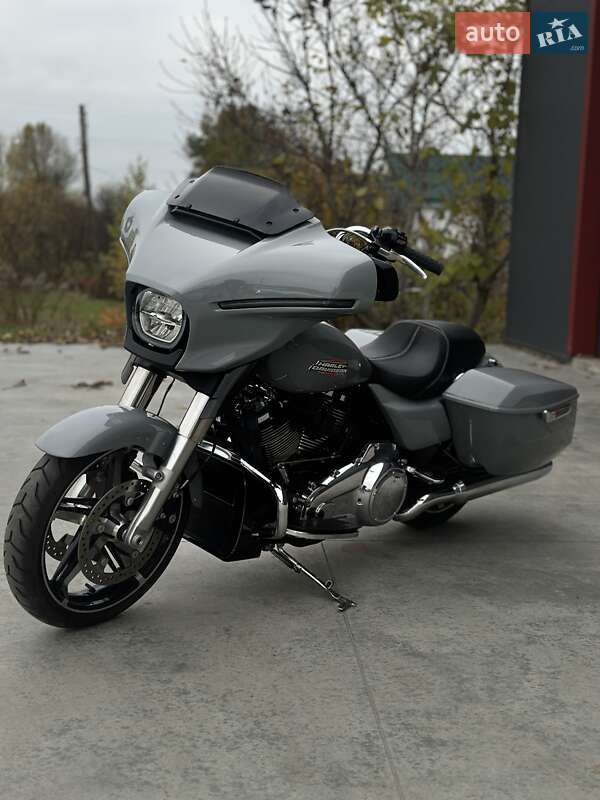 Мотоцикл Туризм Harley-Davidson FLHX 2024 в Барышевке фото 14 Мотоцикл Туризм Harley-Davidson FLHX 2024 в Барышевке