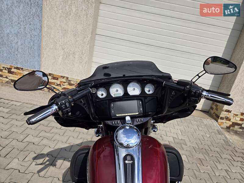 Мотоцикл Круізер Harley-Davidson FLHXS 2014 в Ужгороді