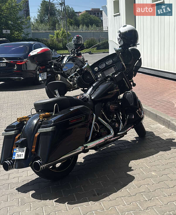 Мотоцикл Чоппер Harley-Davidson FLHXSE 2017 в Киеве фото 2 Мотоцикл Чоппер Harley-Davidson FLHXSE 2017 в Киеве