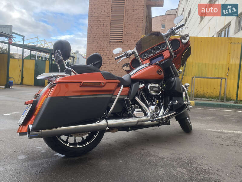 Мотоцикл Круизер Harley-Davidson FLHXSE 2018 в Киеве