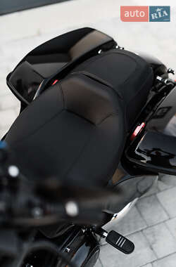 Боббер Harley-Davidson Road Glide 2021 в 