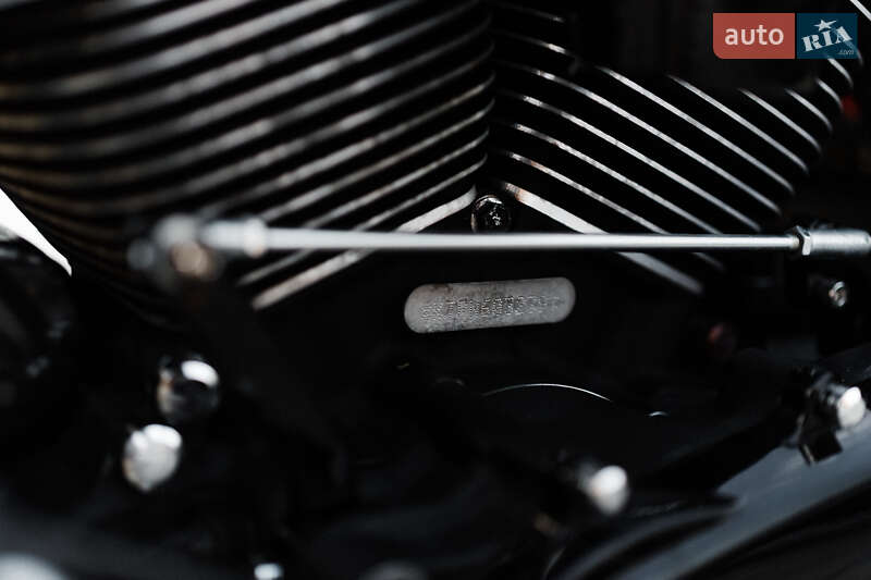 Боббер Harley-Davidson Road Glide 2021 в Ужгороде