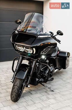 Боббер Harley-Davidson Road Glide 2021 в 