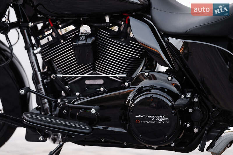 Боббер Harley-Davidson Road Glide 2021 в Ужгороде