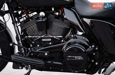Боббер Harley-Davidson Road Glide 2021 в 