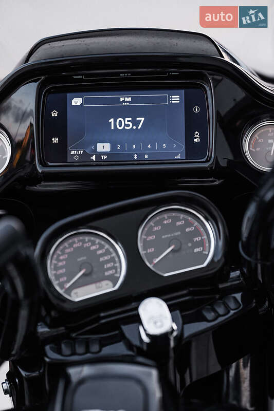 Боббер Harley-Davidson Road Glide 2021 в Ужгороде