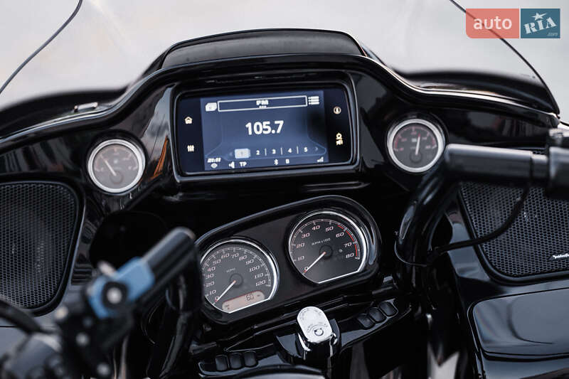 Боббер Harley-Davidson Road Glide 2021 в Ужгороде