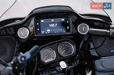 Боббер Harley-Davidson Road Glide 2021 в 