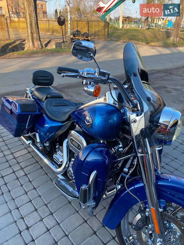 Мотоцикл Классик Harley-Davidson Road King 2013 в Одессе