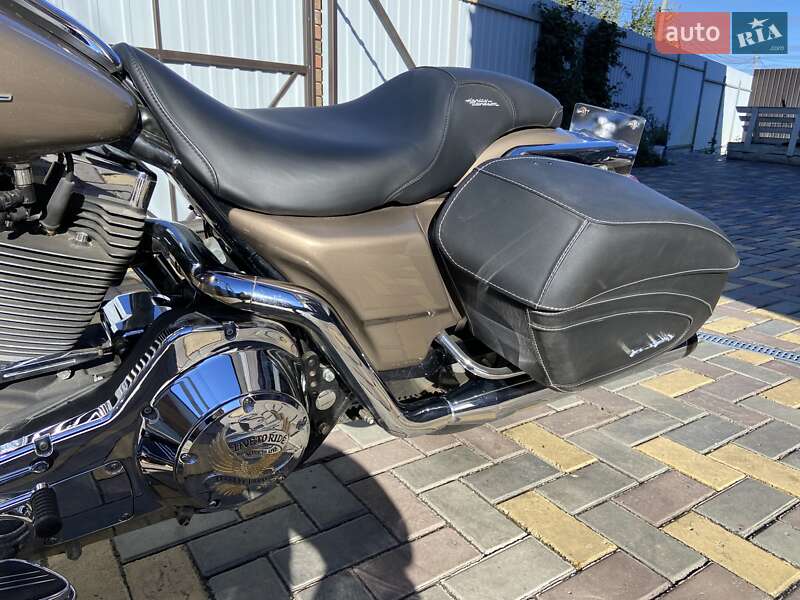 Мотоцикл Чоппер Harley-Davidson Road King 2005 в Гостомеле