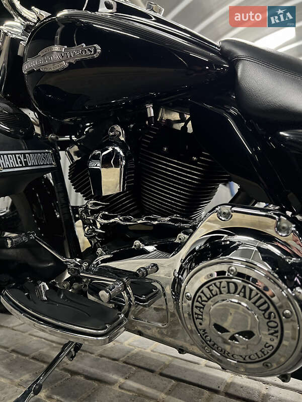 Мотоцикл Круизер Harley-Davidson Road King 2010 в Одессе