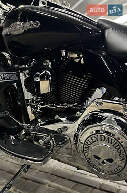 Мотоцикл Круизер Harley-Davidson Road King 2010 в 