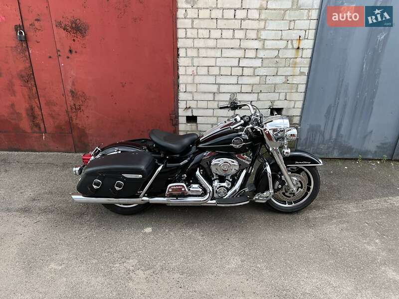 Мотоцикл Круизер Harley-Davidson Road King 2010 в Киеве