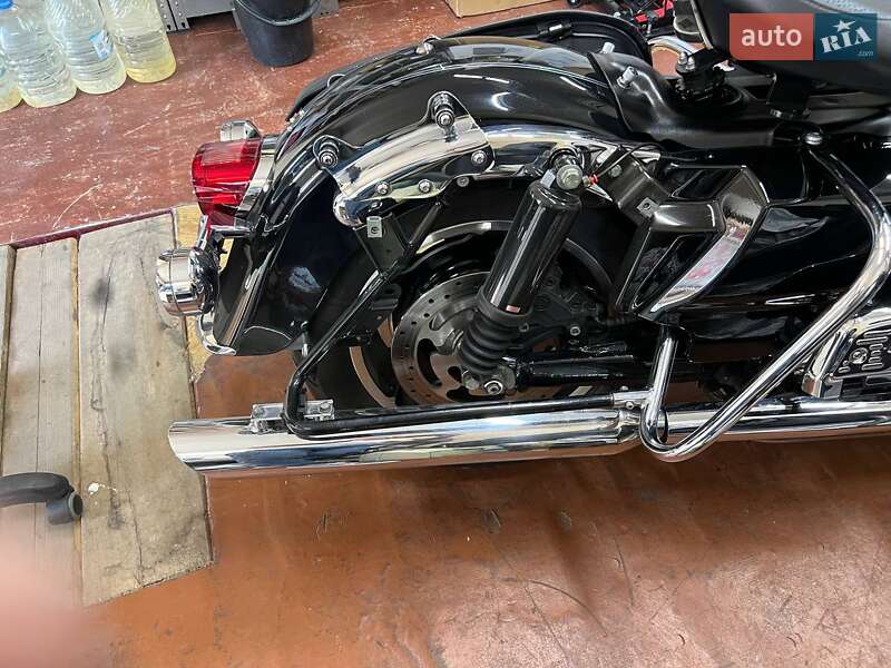 Мотоцикл Круизер Harley-Davidson Road King 2010 в Киеве