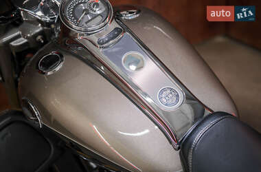 Мотоцикл Круізер Harley-Davidson Road King 2014 в  фото 9 Мотоцикл Круізер Harley-Davidson Road King 2014 в