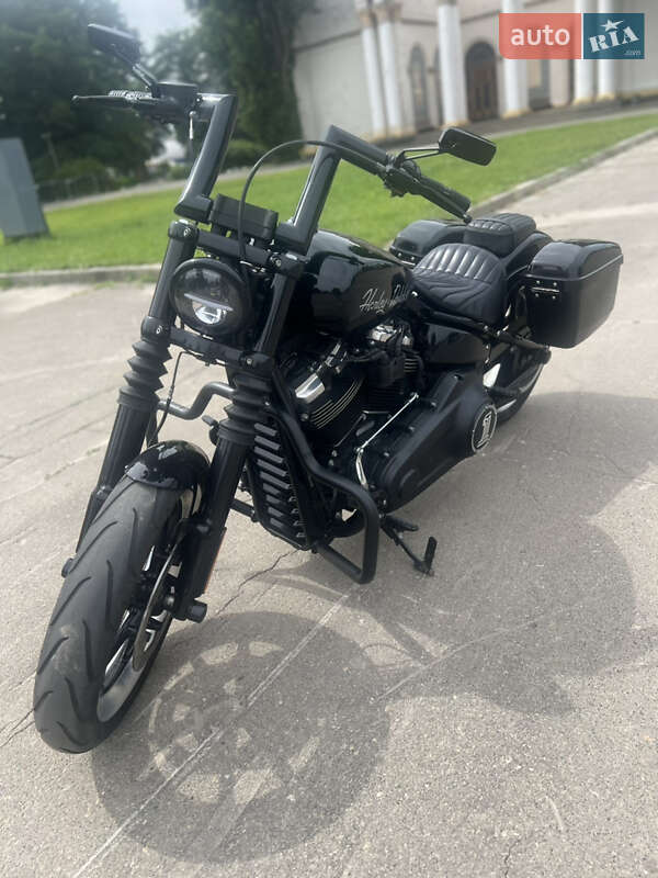 Боббер Harley-Davidson Street Bob 2019 в Киеве
