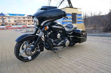 Мотоцикл Чоппер Harley-Davidson Street Glide 2015 в Киеве