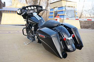 Мотоцикл Чоппер Harley-Davidson Street Glide 2015 в Киеве