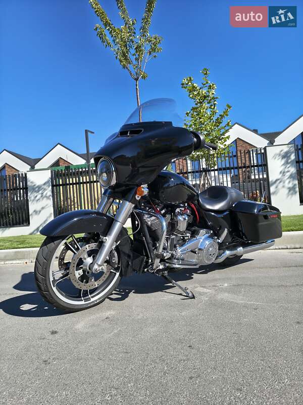 Мотоцикл Туризм Harley-Davidson Street Glide 2018 в Белой Церкви