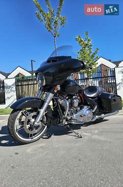 Мотоцикл Туризм Harley-Davidson Street Glide 2018 в 