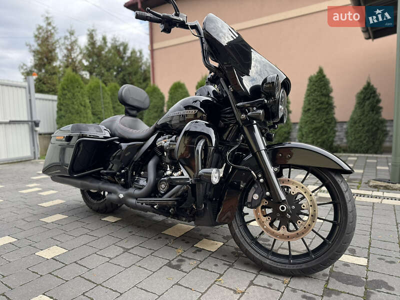 Мотоцикл Круізер Harley-Davidson Street Glide 2018 в Ужгороді