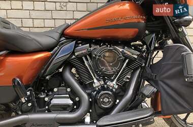Мотоцикл Круізер Harley-Davidson Touring 2018 в 