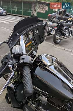 Мотоцикл Круизер Harley-Davidson Touring 2016 в 