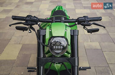 Мотоцикл Кастом Harley-Davidson V-Rod 2010 в 