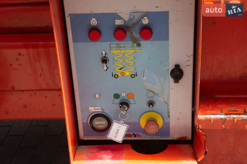 Ножничный подъемник Haulotte H 2007 в Житомире фото 2 Ножничный подъемник Haulotte H 2007 в Житомире