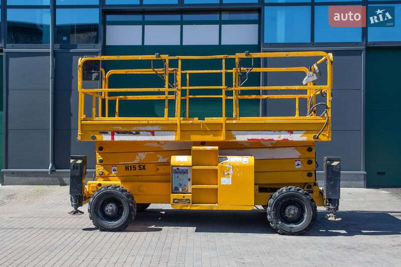 Ножничный подъемник Haulotte H 2008 в Житомире